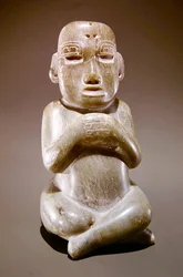 Estatuilla encontrada en un depósito Maya del Clásico Temprano en Uaxactun, departamento de El Peten